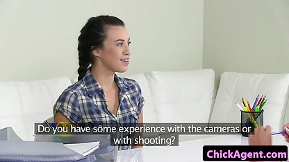 Cilveli kız arkadaşımın bütün delikleriyle tanışıyor seks porn