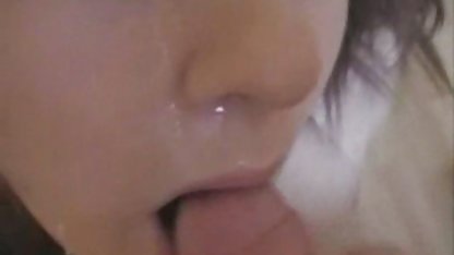 Üçlü için kız arkadaşı pornofilimler sürpriz