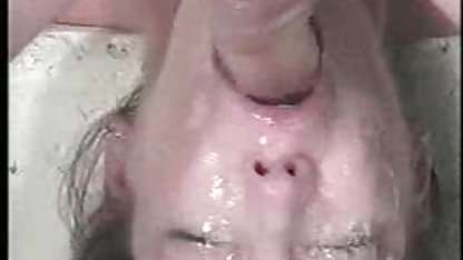 Yatak odasında sağlam boner sert sex ile Lover doyumsuz bir esmer sikikleri