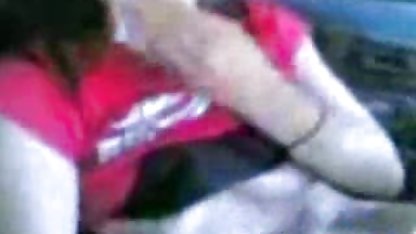 Athena Faris başka bir özel oyuncu sarışın sex grubuna kolayca ev sahipliği yapıyor