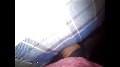 Tabaklanmış üvey rusporno kızı bıyıklı üvey babasına dayanamadı ve teslim oldu