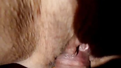 Konukları hipnoza sok ve burnunun üvey anne sex altından sikiş