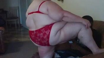 Asya karısı tuvaletten sonra parçaladı ve bir fahişe altyazılı sex ağzına cums