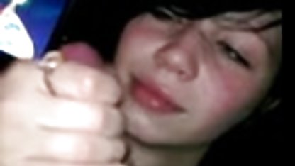Küçük bir ayrılıktan sonra genç aşıklar vahşi seks üvey porn