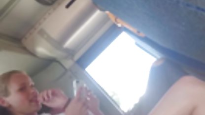 Öğretmen genç sik yalama bir öğrenci olarak mezun oldu