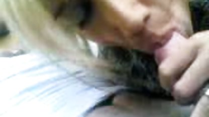 Beyaz adam lüks iç çamaşırlarıyla türkçe altyazılı porn ince bir melezliğe dayanamadı