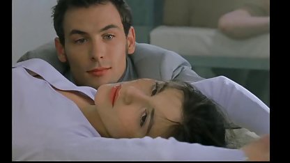 Dizüstü bilgisayar turkce alt yazili porn ile evli bir komşuya gittim ve onu güzel bacaklarla baştan çıkardım