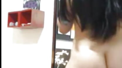 Sekreteri porno mastürbasyon için yakaladı ve aletini sundu sarışın porn