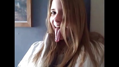 Kızlar porn indir bir sarhoş buldu ve onunla oynarken çok eğlendiler.
