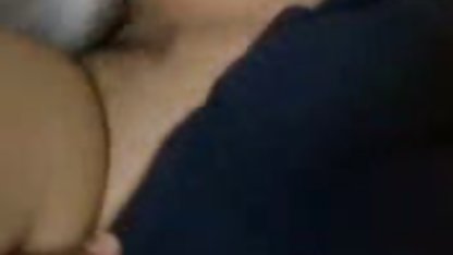 Seksi hain şişman seks kocasını kaslı bir yükleyici ile aldattı