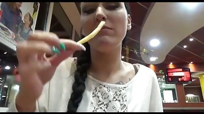 Toplantıdan sonra adam kedi bir ifşa liseli lanet genç cum bükülmüş ve cum